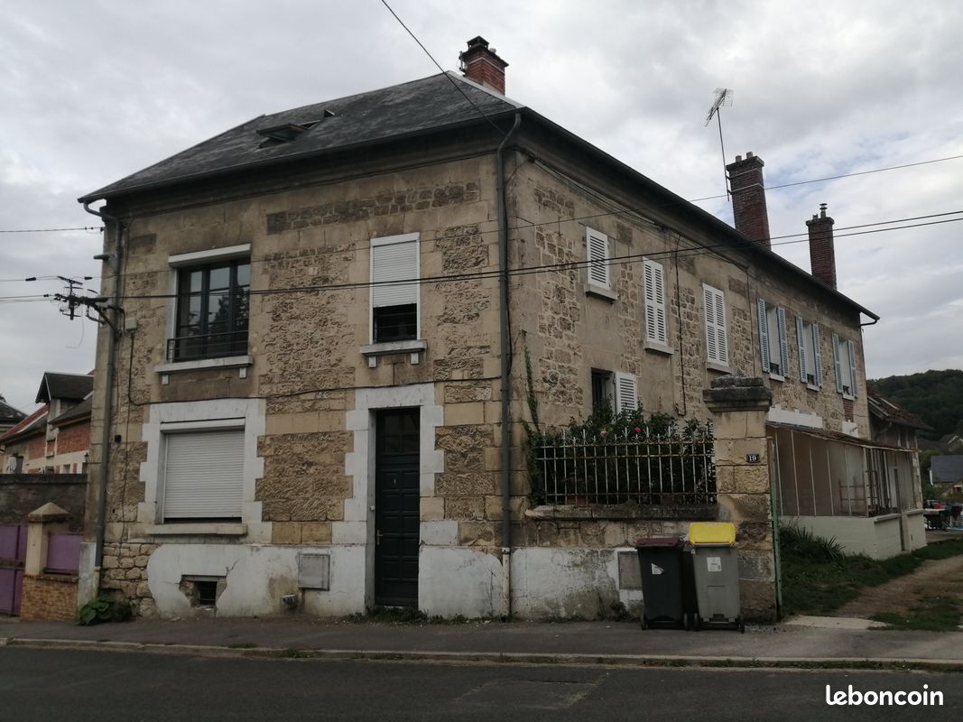 Maison 5 pièces 160 m² · à Crouy · 160 m² · 160 000 €