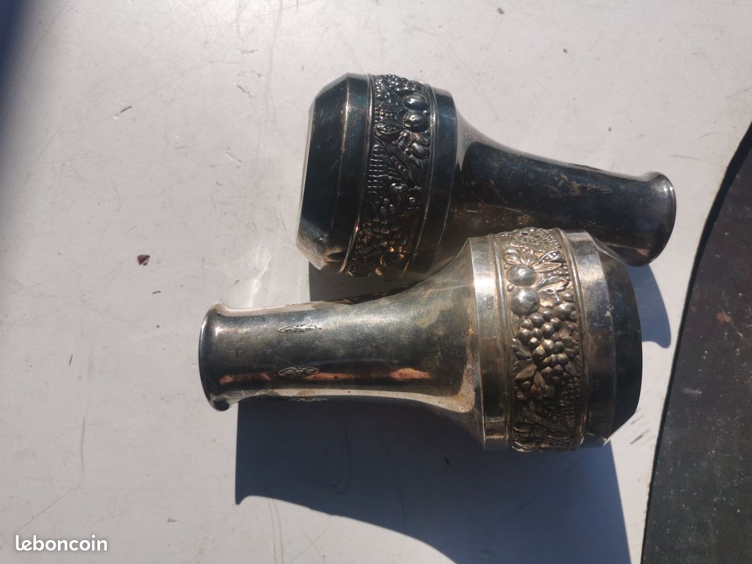 1 paire de vase métal argenté ancien (image 3)