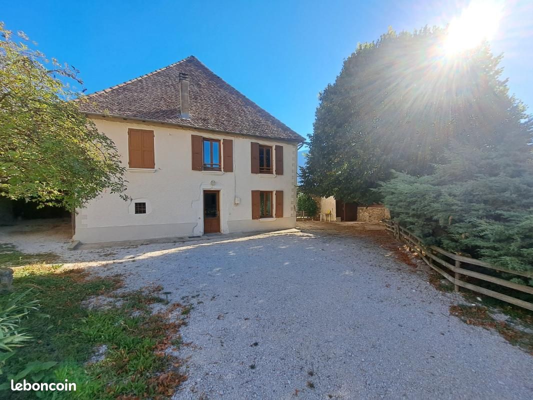 Maison 3 pièces 88 m² · à Treffort · 88 m² · 790 €/mois