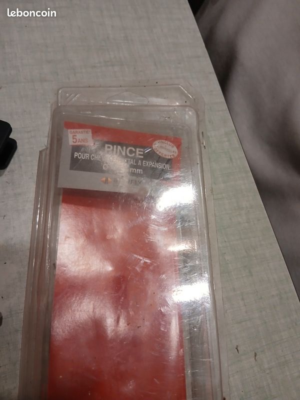 Pince pour cheville métal (image 2)