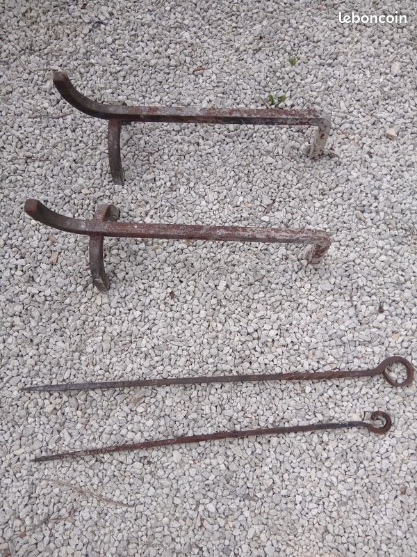 Chenets de cheminée en fer forgé (image 2)