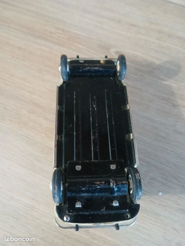 Jouet Ancien Joustra - Renault R8 En Tôle Et Plastique, Dans Sa Boîte D'origine
