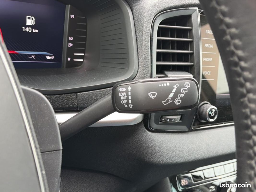 SKODA KAROQ 1.5 tsi 150 selection dsg7 (image 25)