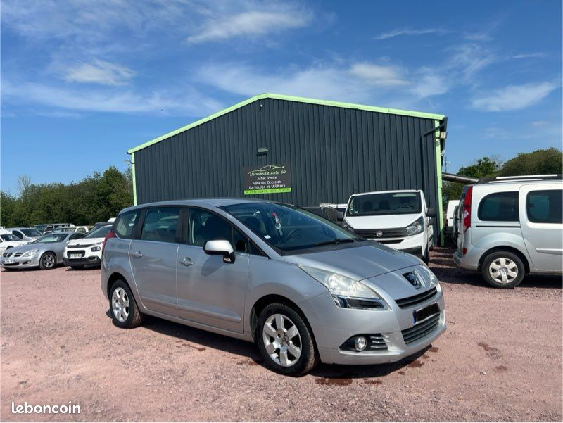 Peugeot 5008 1.6 HDI 112 cv 7 Places (image 1)