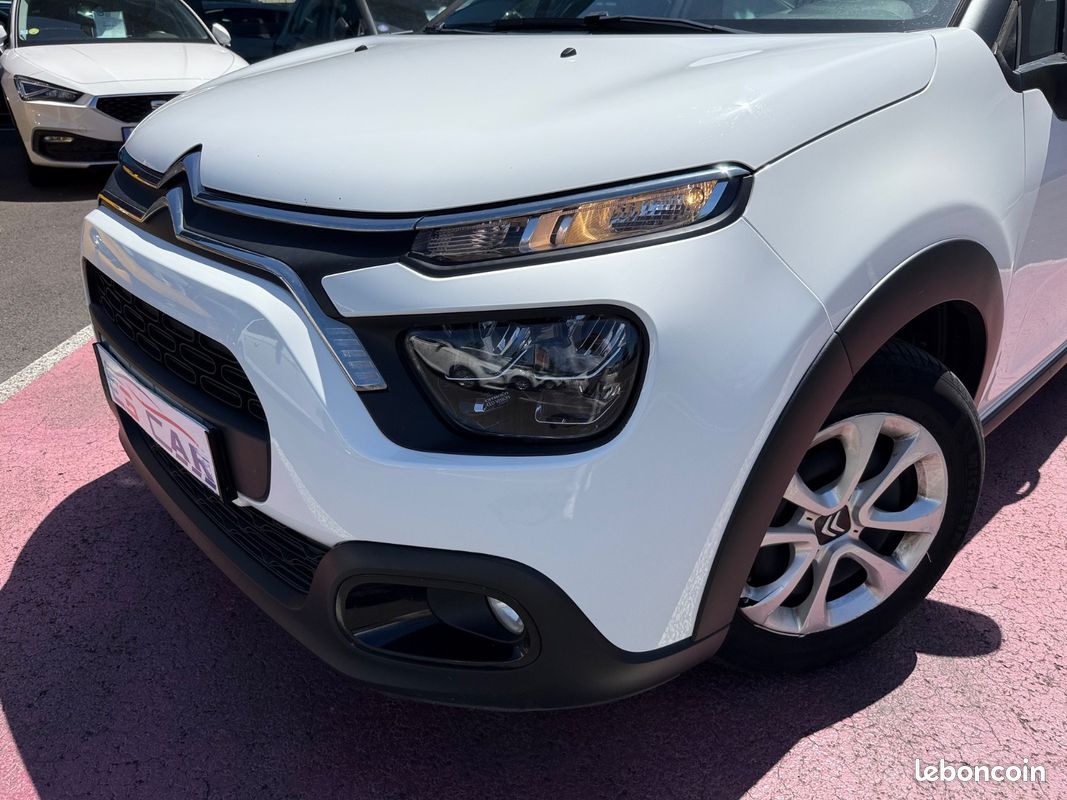 Citroën C3 Feel 1.5 Bluehdi 100 ch 2 places (image 3)