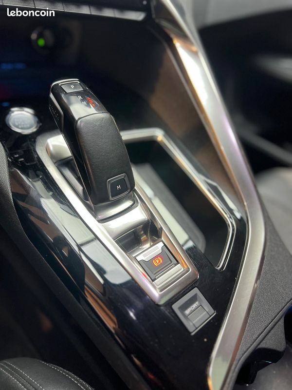 PEUGEOT 5008 GENERATION-II 1.5 BLUEHDI 130CH ACTIVE BUSINESS-7 PLACES-PLAQUETTES NEUVES-CARPLAY-CAMERA DE RECUl (image 11)