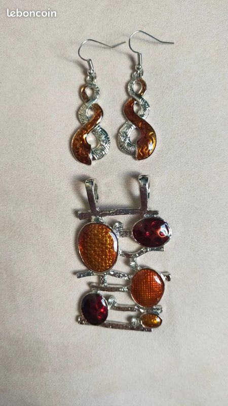 Ensemble Collier Et Boucle D'oreille Métal Texturé - Tons Bronze, Doré, Argenté - Neuf Avec étiquettes