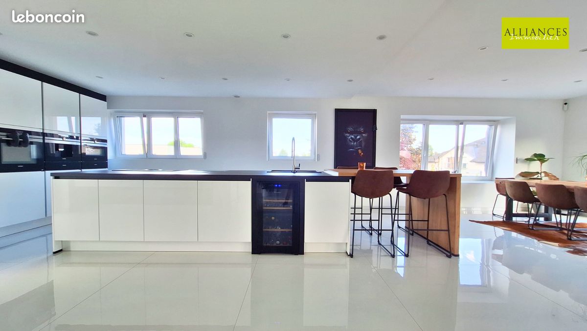 Maison 8 pièces 216 m² · à Morschwiller-le-Bas · 216 m² · 598 000 €