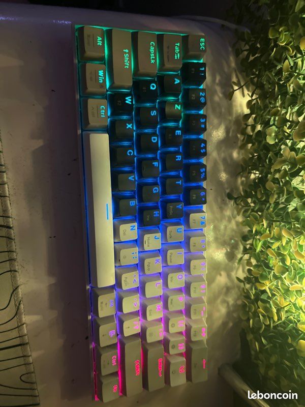 Clavier gaming newmen (mini) (image 2)