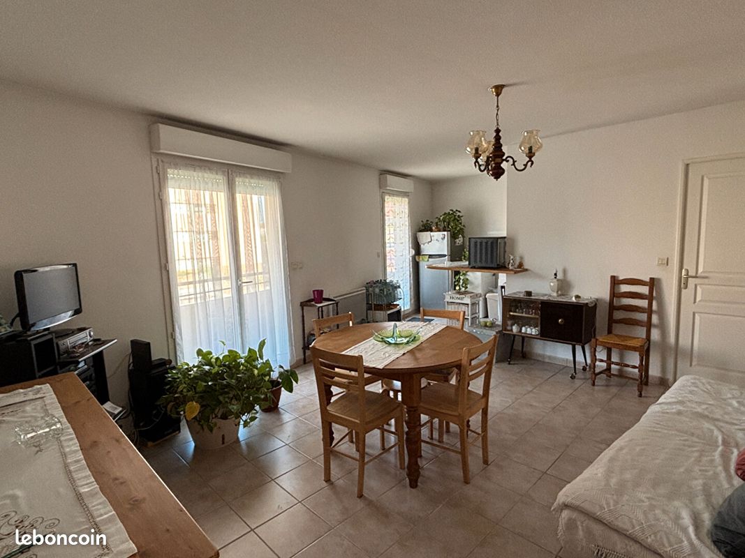 Appartement 2 pièces 44 m² · à Châteaurenard · 44 m² · 112 000 €