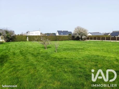 Terrain 700 m² · à Rieux · 700 m² · 28 000 €