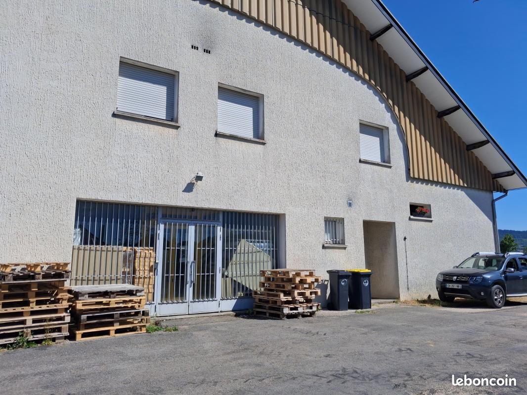 Appartement 3 pièces 95 m² · à Pierrefontaine-les-Varans · 95 m² · 681 €/mois