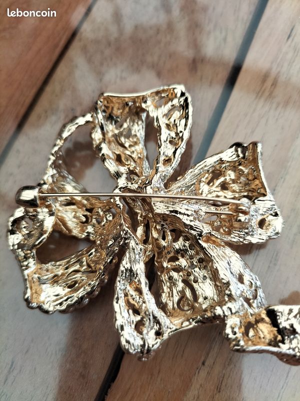 Broche Nœud En Strass Couleur Miel - Magnifique - Occasion - Réf. AO