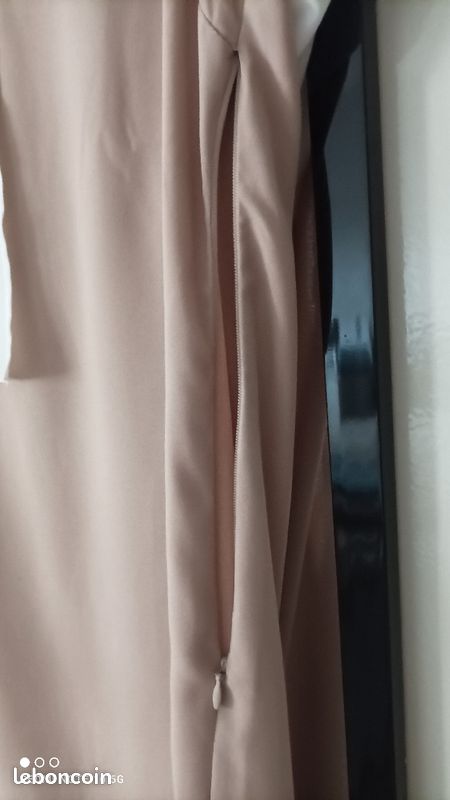Robe (image 2)