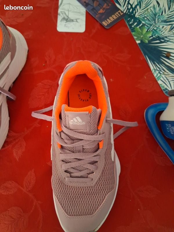 Adidas femme taille 38 (image 2)