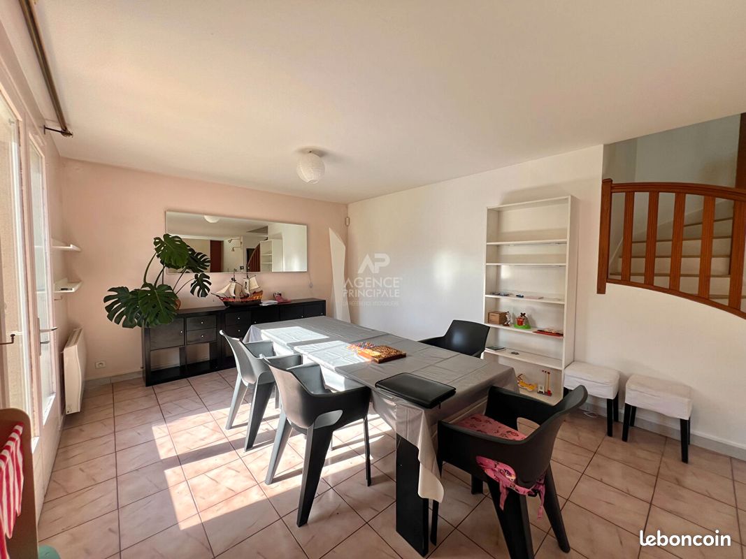 Maison a louer carrieres-sur-seine - 7 pièce(s) - 130 m2 - Surfyn