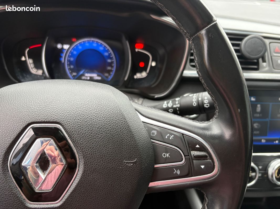 RENAULT KADJAR 1.3 TCE 160CH INTENS / BOSE / TOIT PANORAMIQUE / CARPLAy (image 18)