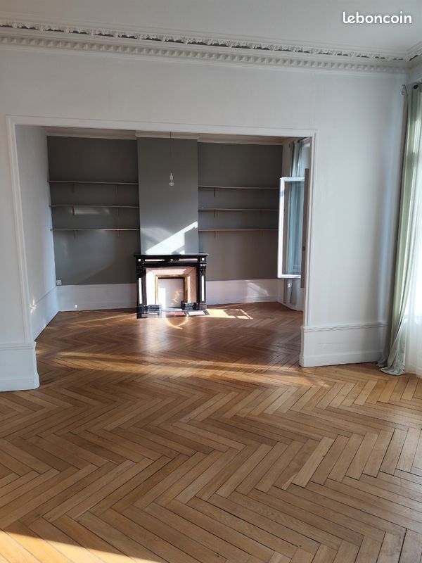 Appartement 4 pièces 100 m² · à Saint-Étienne · 100 m² · 750 €/mois