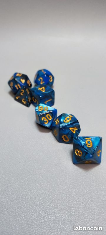 Set 7 dés D&D - résine premium - Effet cosmique unique (image 3)