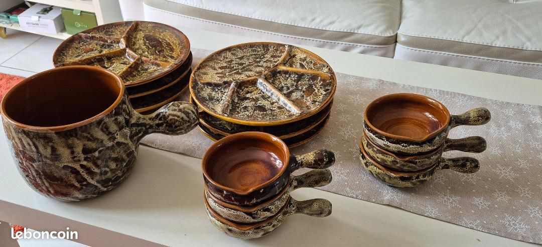 6 CAQUELONS VINTAGE Vallauris Excel. Etat Comme Neuf EUR 12,00 - FR