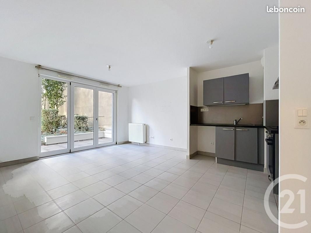 Appartement 2 pièces 45 m² · à Melun · 45 m² · 868 €/mois