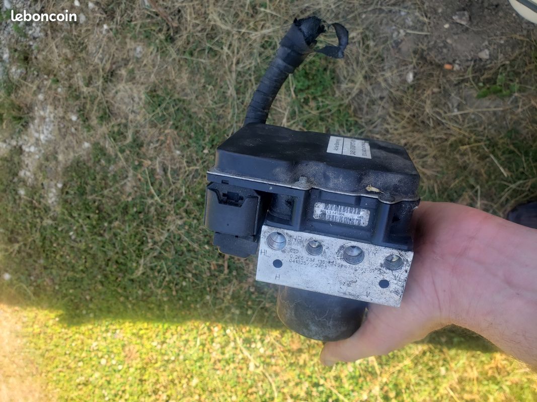 Bloc Abs e60 phase 1, direction active (image 1)