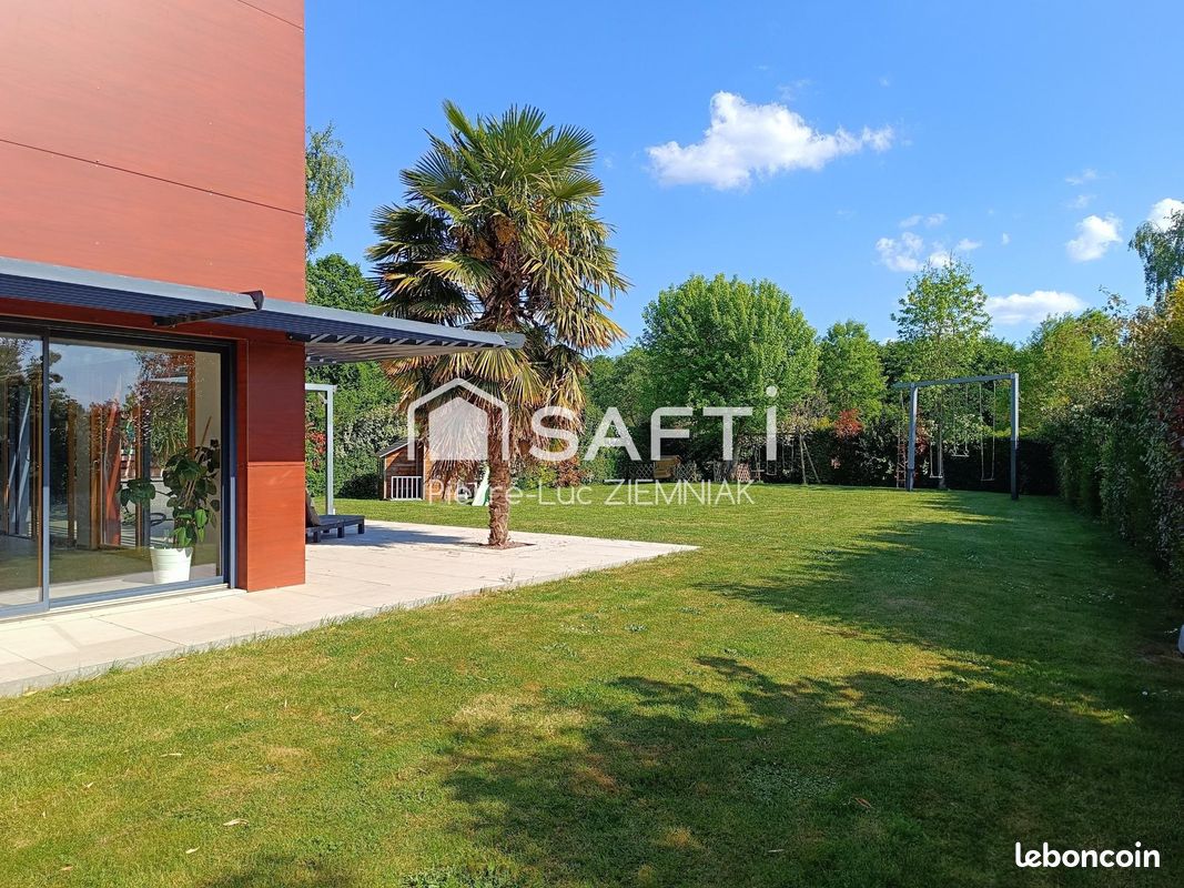 Maison 7 pièces 186 m² · à Arquenay · 186 m² · 289 950 €