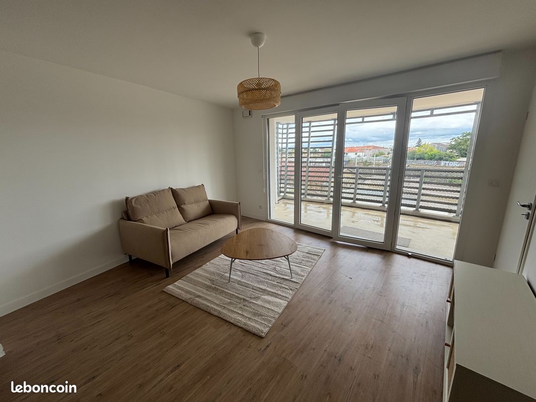 Appartement 2 pièces 45 m² · à Talence · 45 m² · 960 €/mois