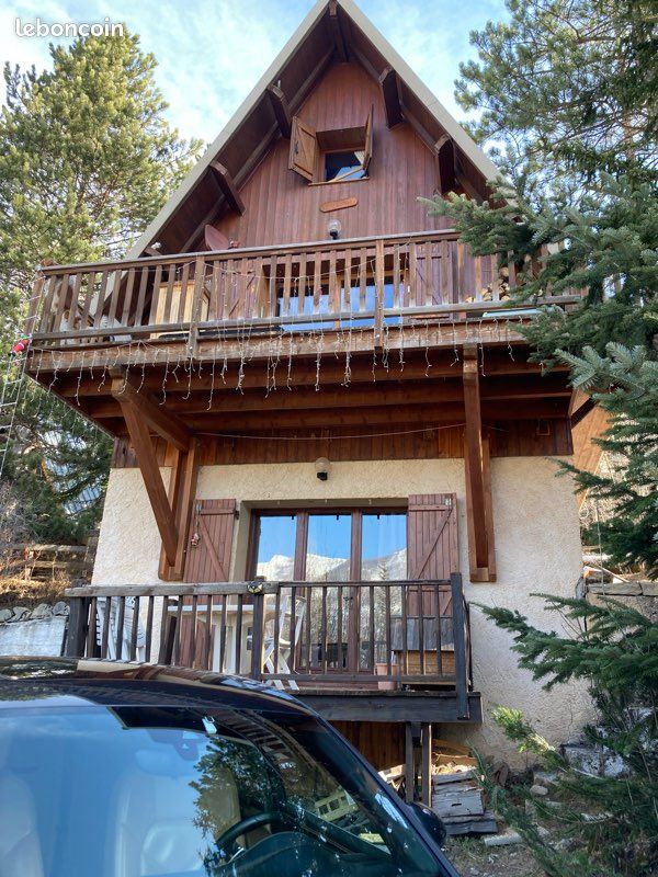 Maison 6 pièces 110 m² · à Allos · 110 m² · 300 000 €