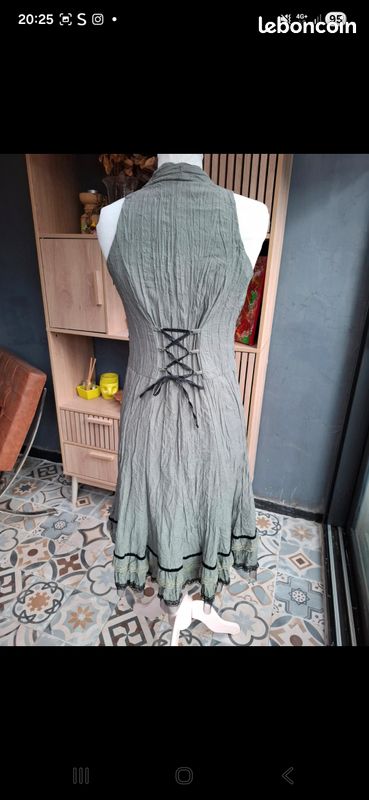 Robe Des Filles à La Vanille Lacets Taille 42 - Multicolore, Genou, Occasion Bon état