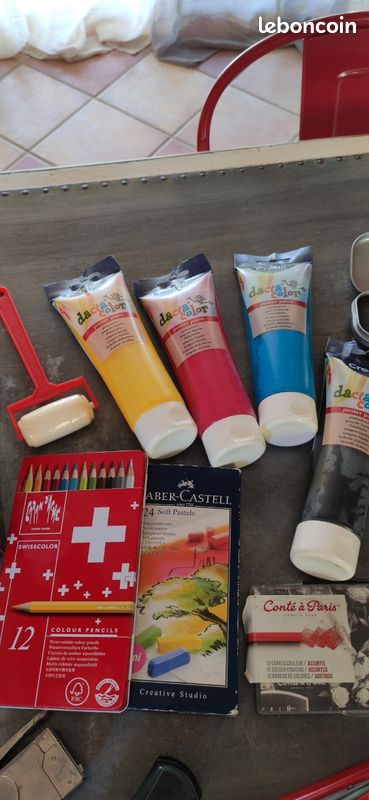 Lot de fournitures scolaires, Papeterie, matériel pour Bureau (image 4)