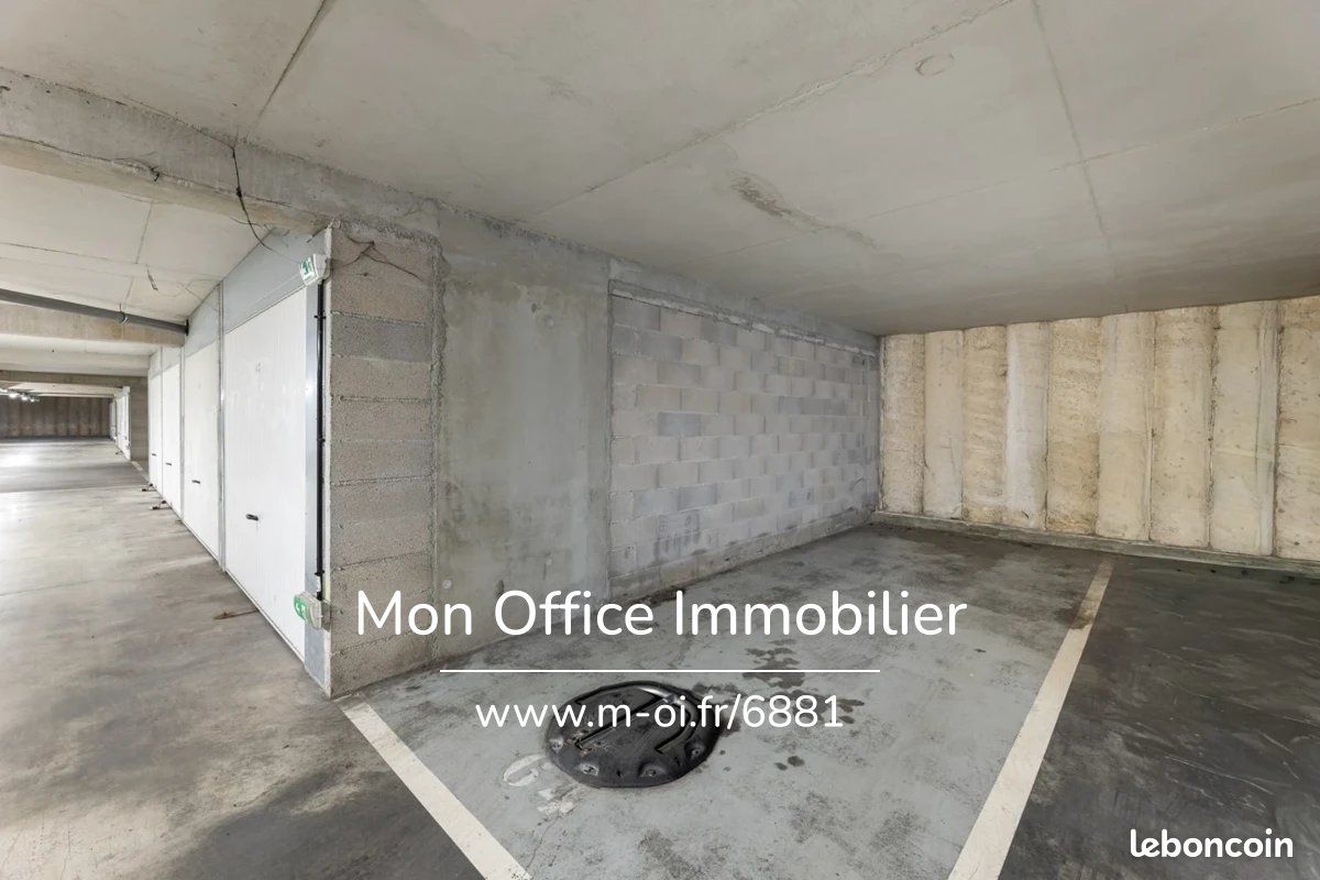 Parking 15 m² · à Marseille · 15 m² · 28 000 €