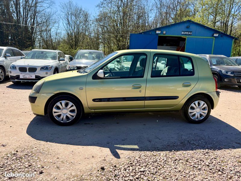 Renault clio 2 1.5l dci 80cv finition privilège 218.000kms 04/2004 clim auto regulateur (image 9)