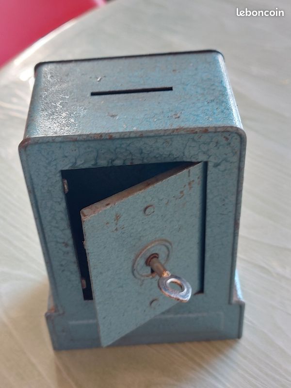 Tirelire metal jouet ancien collection (image 1)