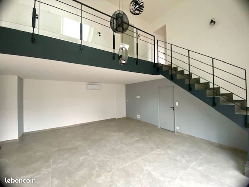Maison 5 pièces 130 m² · à Locqueltas · 130 m² · 435 000 €