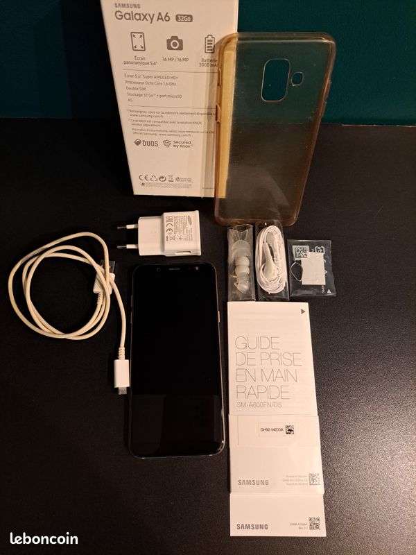 SAMSUNG Galaxy A6 - 32 Go - Doré - Débloqué (image 1)