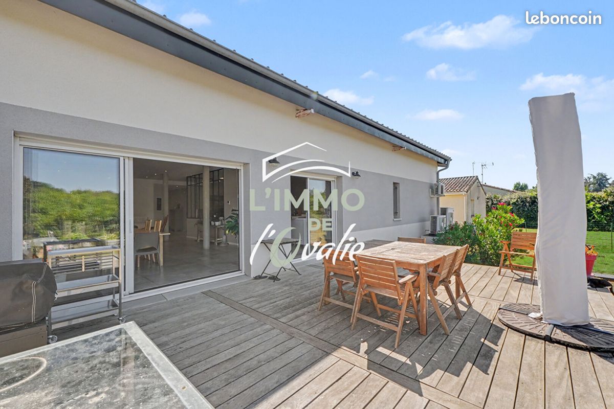 Maison 6 pièces 205 m² · à Grenade · 205 m² · 458 000 €