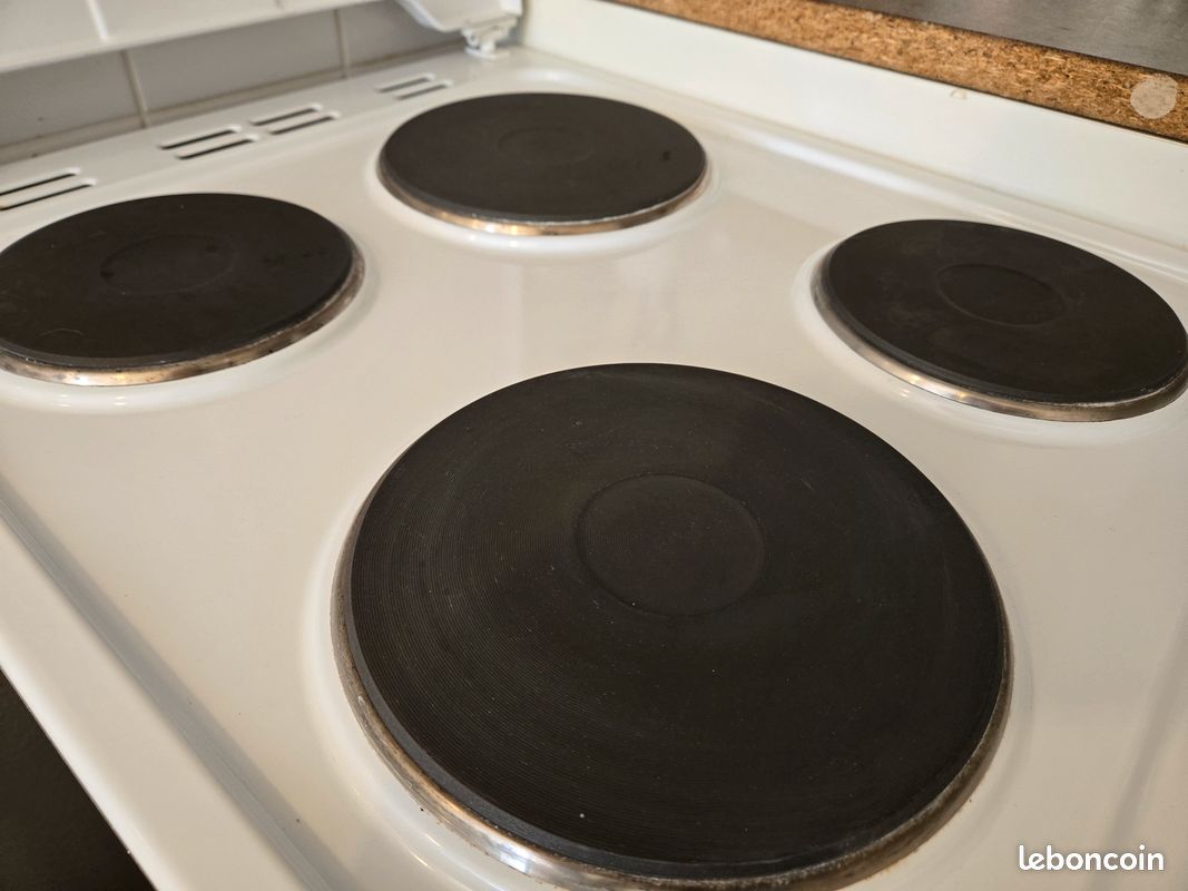 Cuisinière électrique Beko (image 3)
