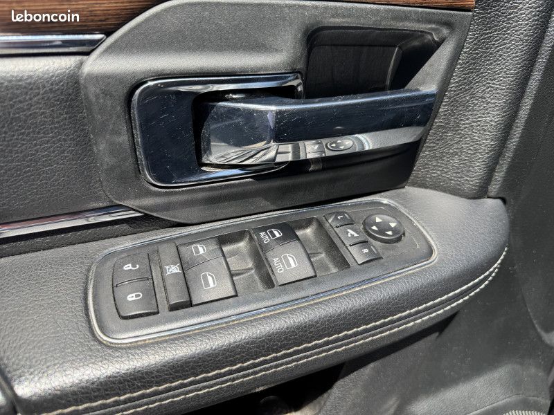 Dodge RAM 1500 CREW CAB 5.7L HEMI 396CH 4WD BVA (image 8)