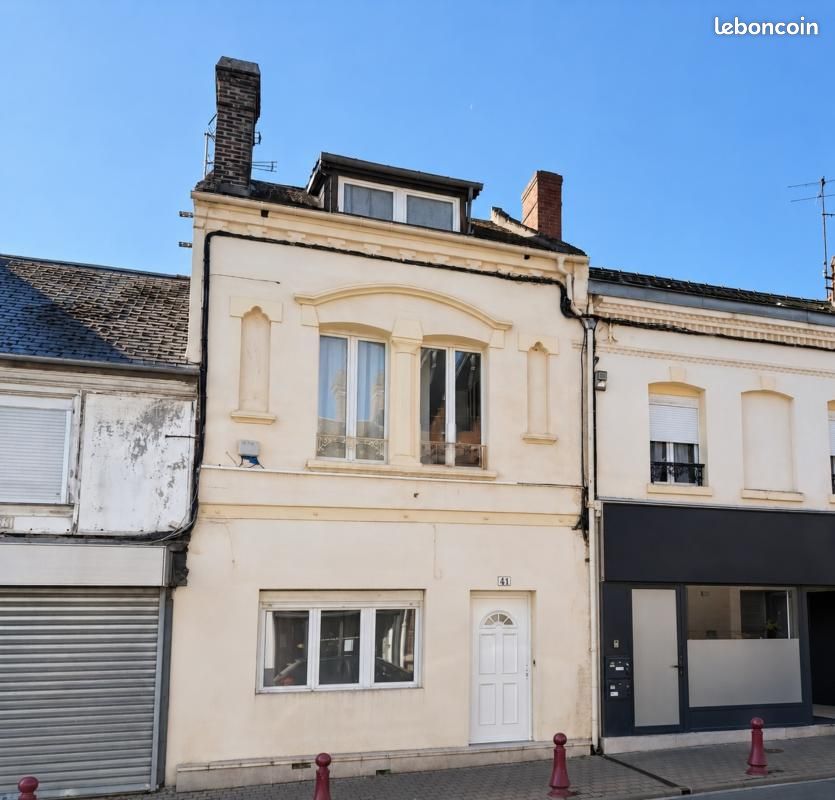 Immeuble 8 pièces 223 m² · à Saint-Just-en-Chaussée · 223 m² · 415 000 €
