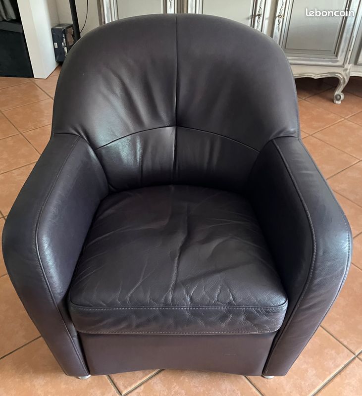 Ensemble fauteuil et Pouf cuir Crozatier (image 1)