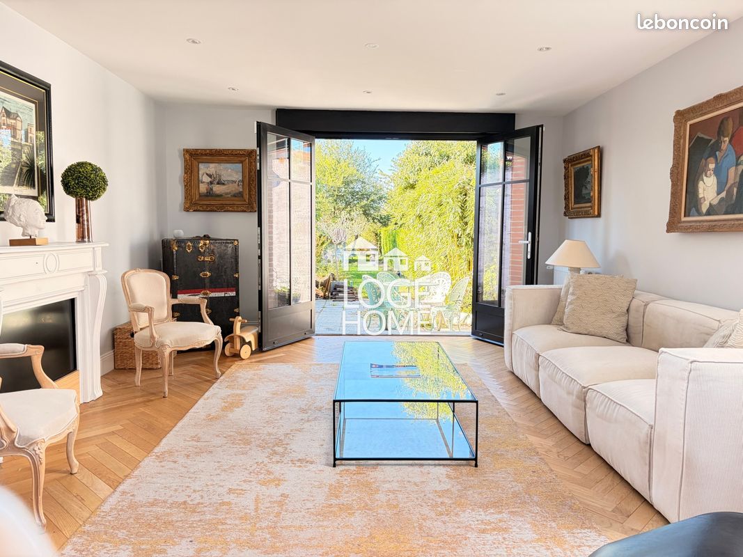 Maison 7 pièces 122 m² · à Mons-en-Baroeul · 122 m² · 477 000 €