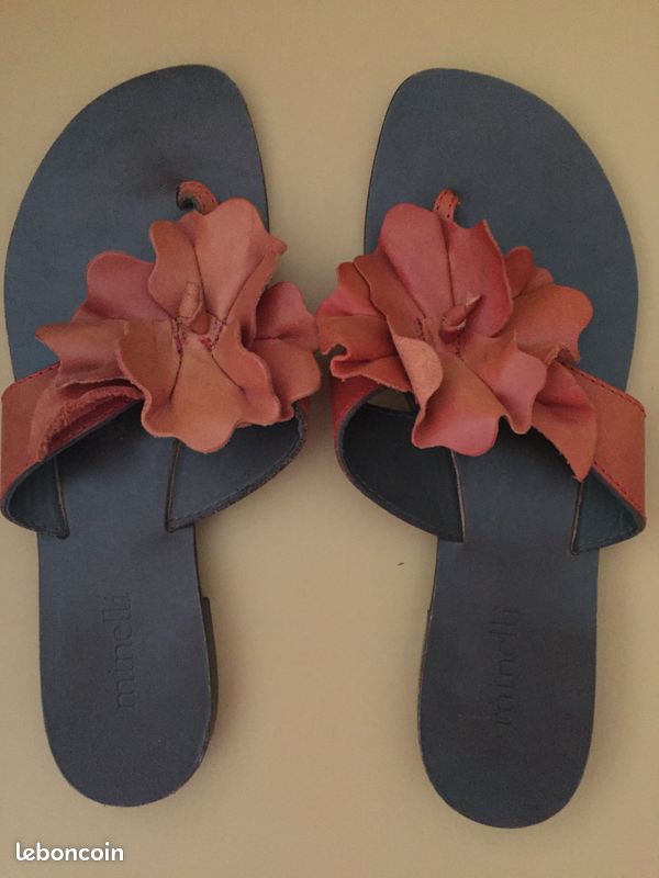 Sandales Minelli Fleur Claquettes Minelli Avec Une Fleur Coloris