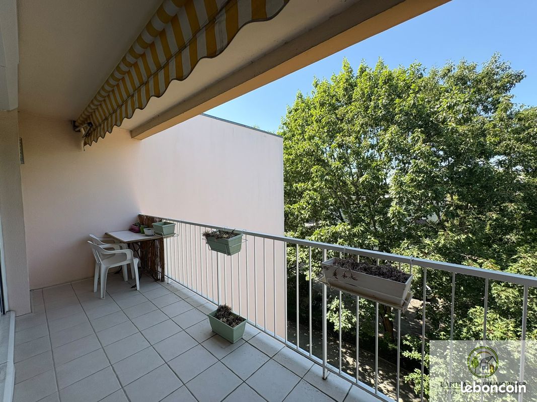 Appartement 6 pièces 97 m² · à Rennes · 97 m² · 185 000 €