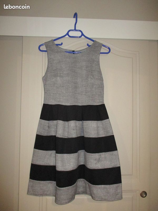 Robe 38/40 (image 1)