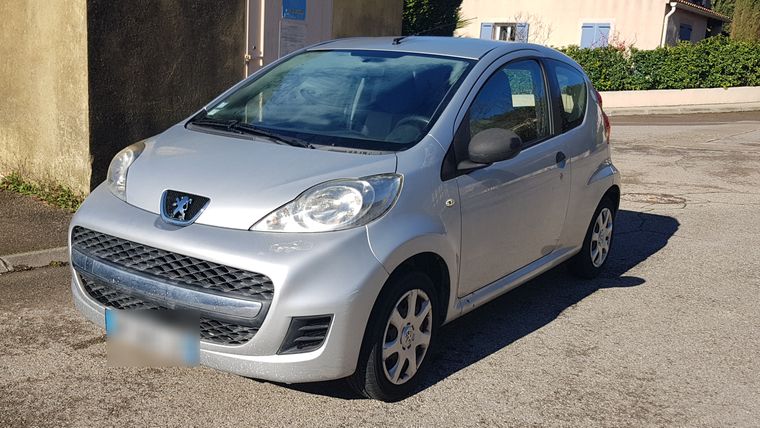 PEUGEOT 107 1.0 Trendy EGS Occasion CHF 6'900.–