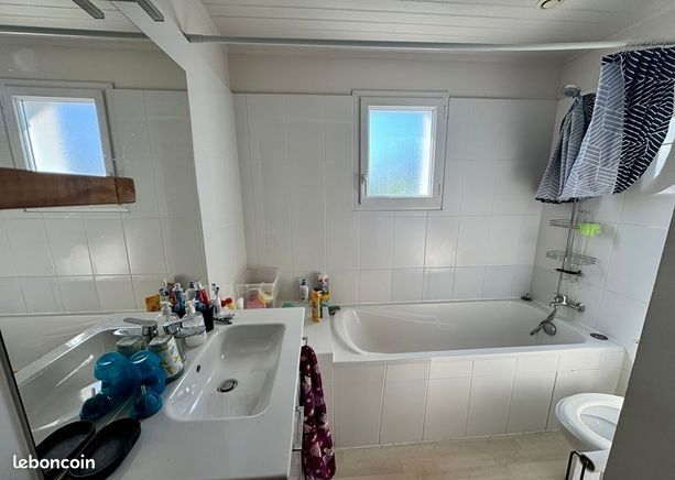 Maison 4 pièces 100 m² · à Machecoul-Saint-Même · 100 m² · 878 €/mois