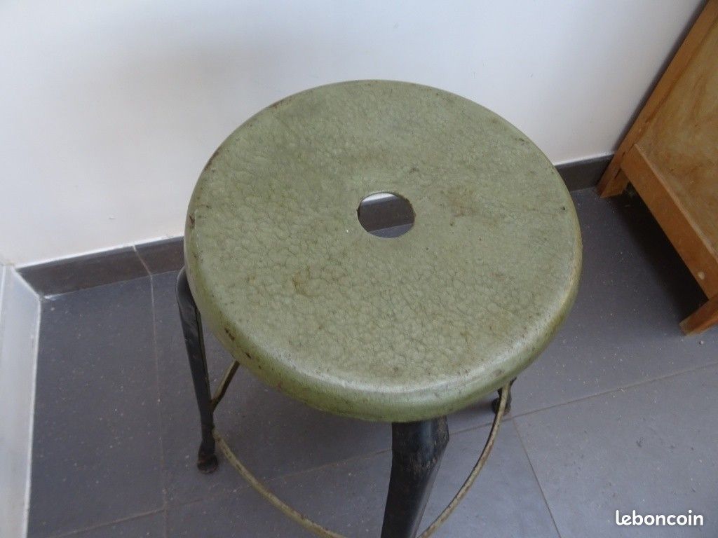 Ancien tabouret atelier industriel Nicolle (image 2)