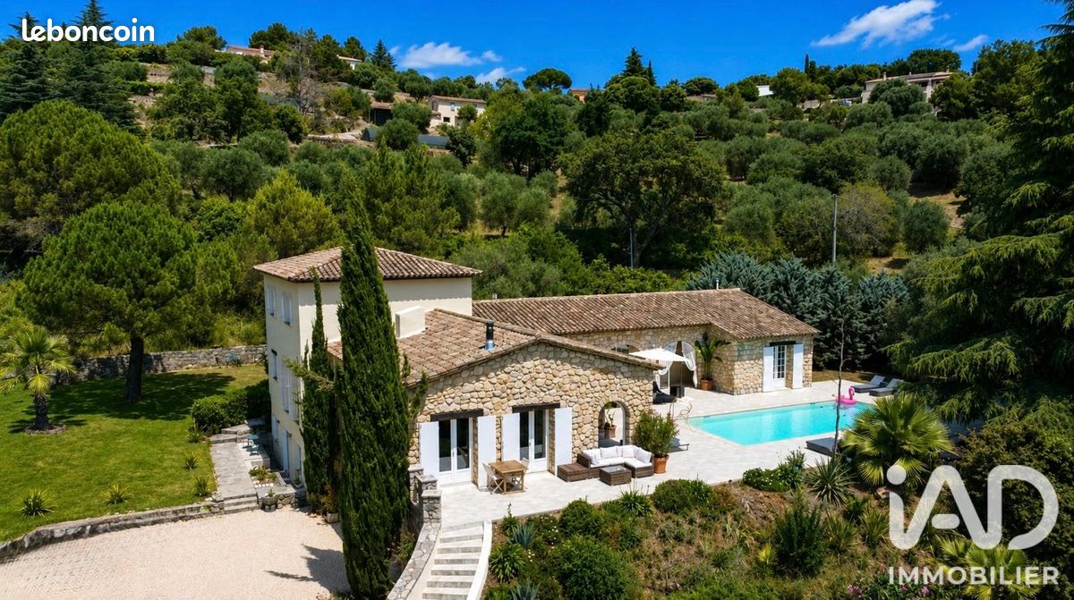 Maison 9 pièces 345 m² · à Peymeinade · 345 m² · 2 295 000 €