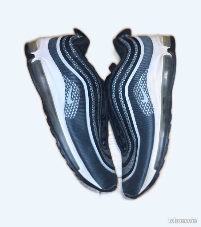 Nike Air Max Noir Classique - Taille US 8 Homme, Occasion